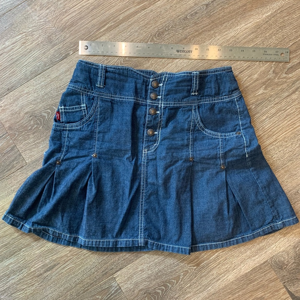 Levi’’s Jean skirt